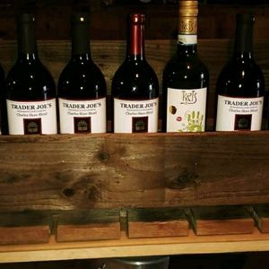 Wall/Wine Rack w 5 stem glass slots